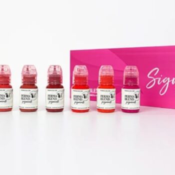 Signature Lip Set